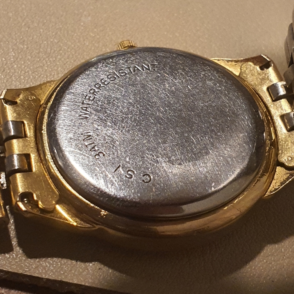 Vintage CSI Swiss 23KGP University Of Washington State Men's Watch - Picture 3 of 3
